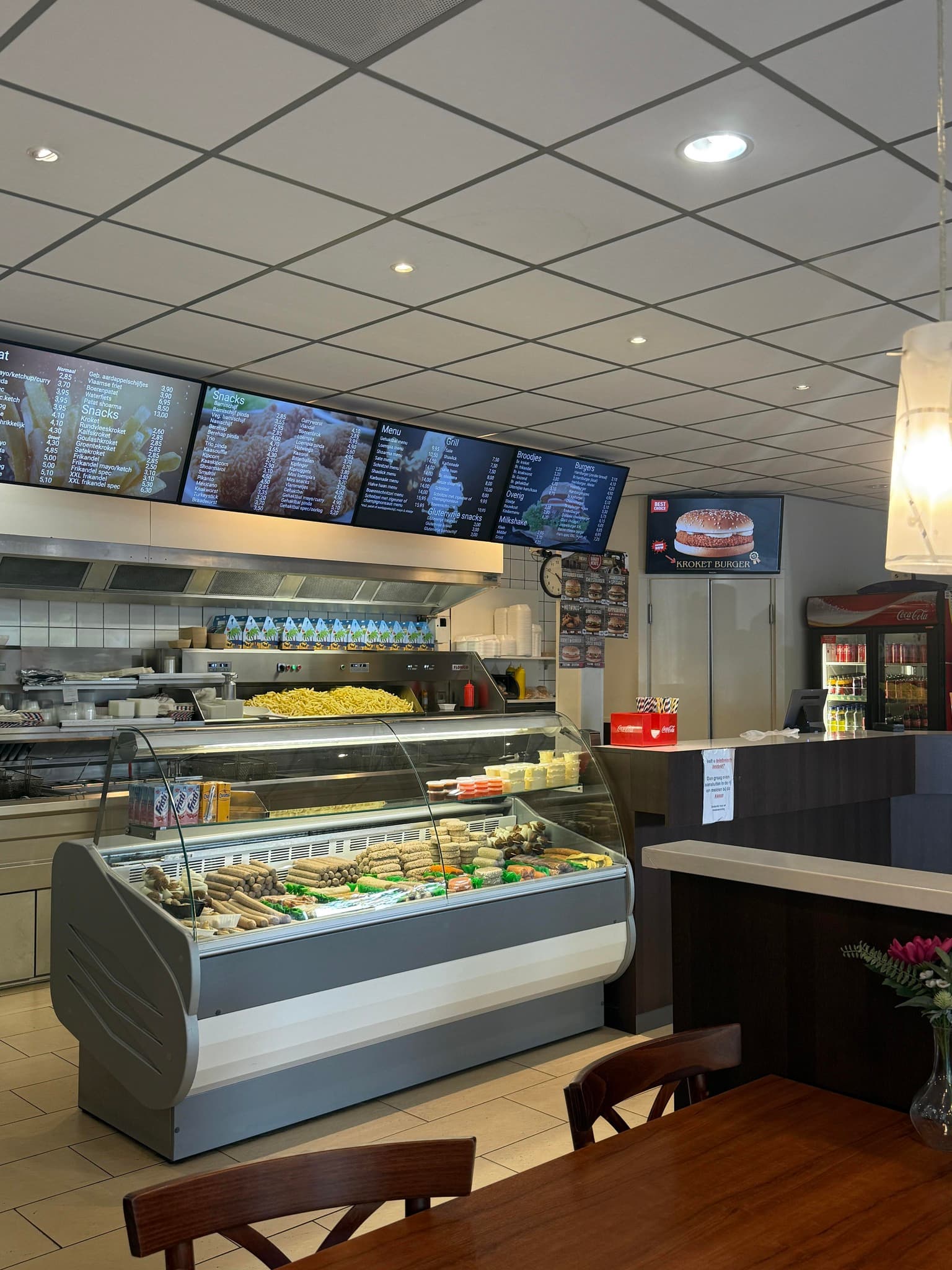 Cafetaria de Akelei - Binnenkant